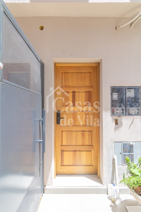 Casa de vila térrea e reformada! - Para venda no Jardim Paulista!