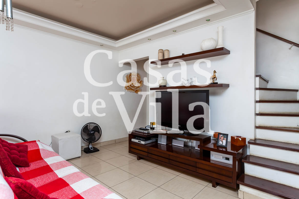 Uma casa de vila beeeeeemmmm confortável! - No Brooklin para venda!