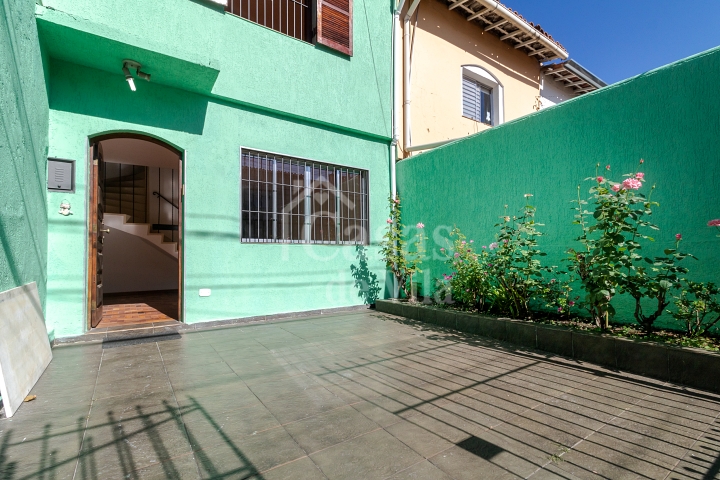 Casa de Vila a venda na Chácara Santo Antônio - Excelente localização!