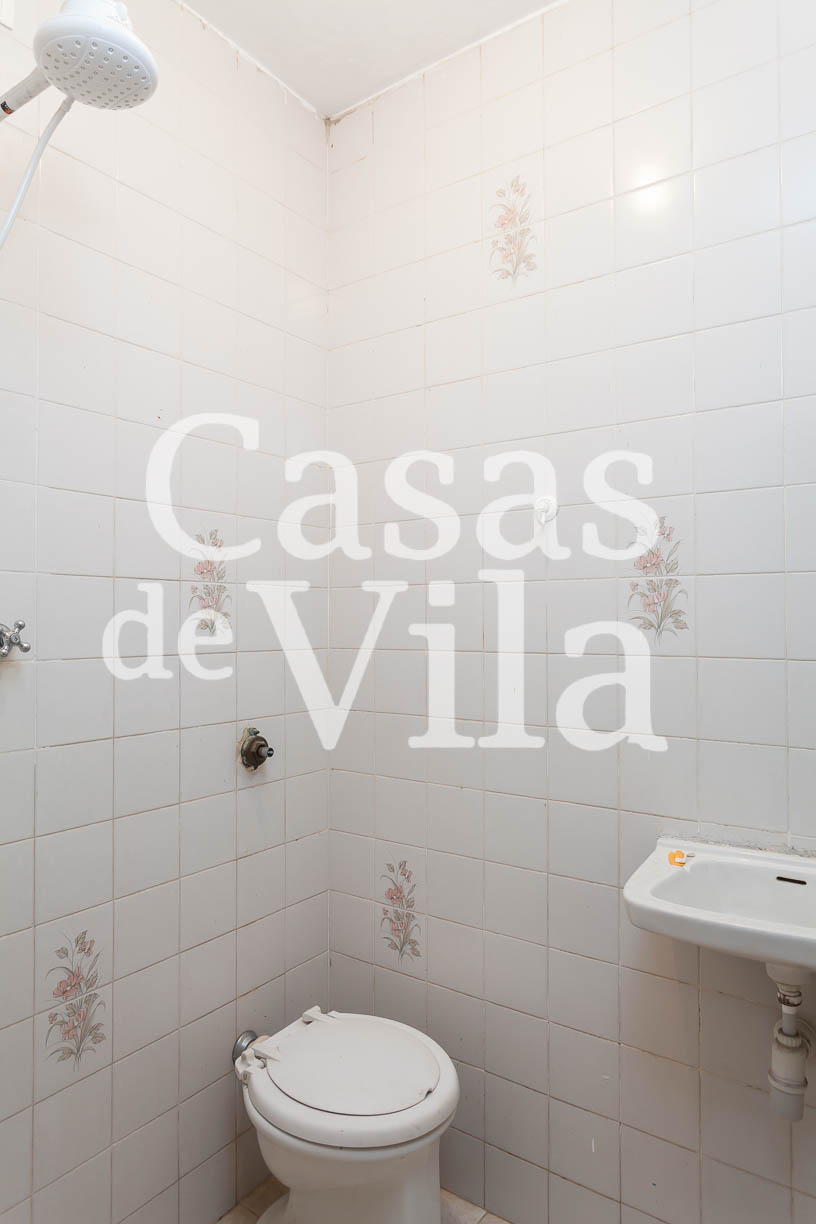 Casa de vila para venda! - No bairro da Vila Gumercindo! Vila aberta!