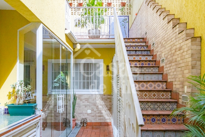 Casa de vila toda reformada! - Na Barra Funda!
