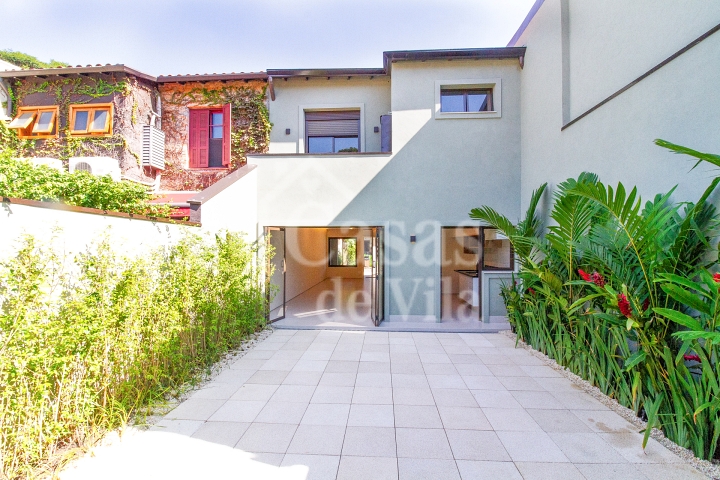 Casa de vila linda e toda nova para locação! - No Jardim Paulista! 