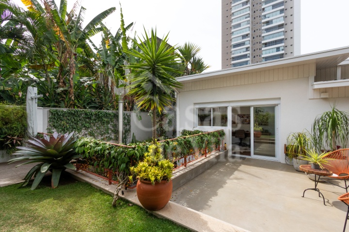 Linda casa de vila para venda! No Brooklin! - Muito agradável e pra lá de diferenciada!