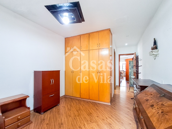 Casa de vila beemmm espaçosa para venda! - No Brooklin Paulista! Muitas facilidades nas proximidades!