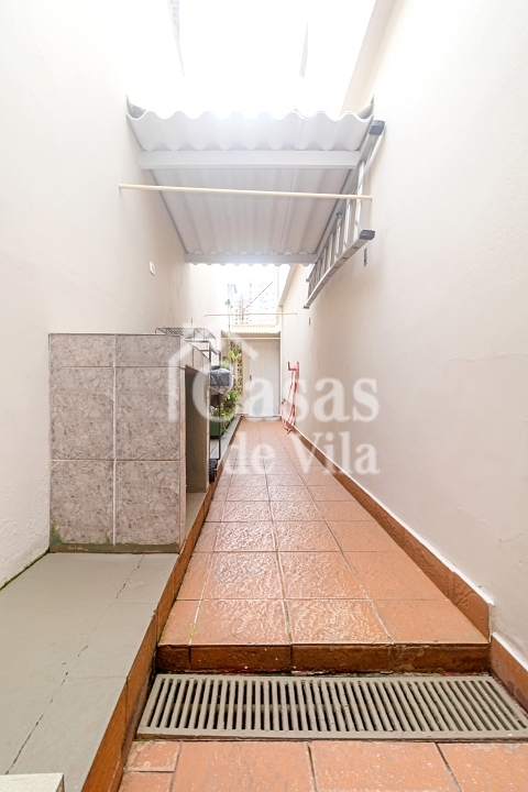 Casa de vila confortável para venda! - Na Chácara Santo Antônio!
