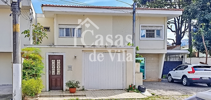 Uma confortável casa de vila!  - No Brooklin para venda!