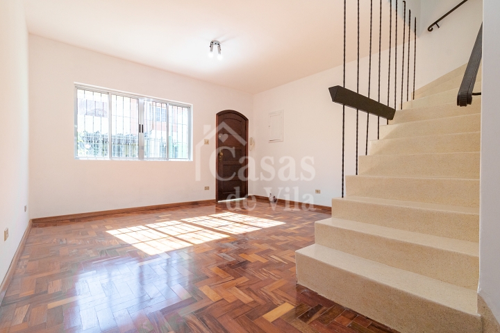 Casa de Vila a venda na Chácara Santo Antônio - Excelente localização!