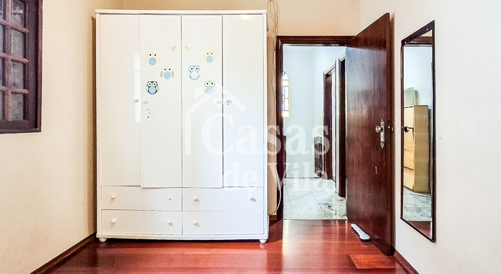 Casa de vila espaçosa para venda! - Na Vila Mariana!