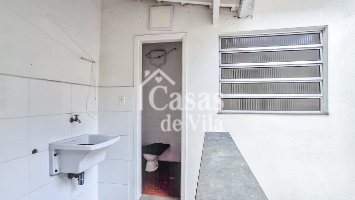 Casa de vila para locação! - Ótima localização! Na Vila Olímpia!