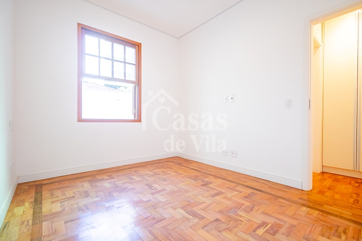 Toda reformada! Para venda ou locação! - Um sonho de casa de vila na Bela Vista!