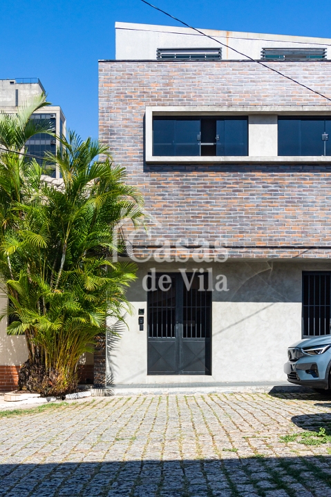 Casa de vila para venda ou locação! - No Cambuci! Configurada atualmente como escritório!