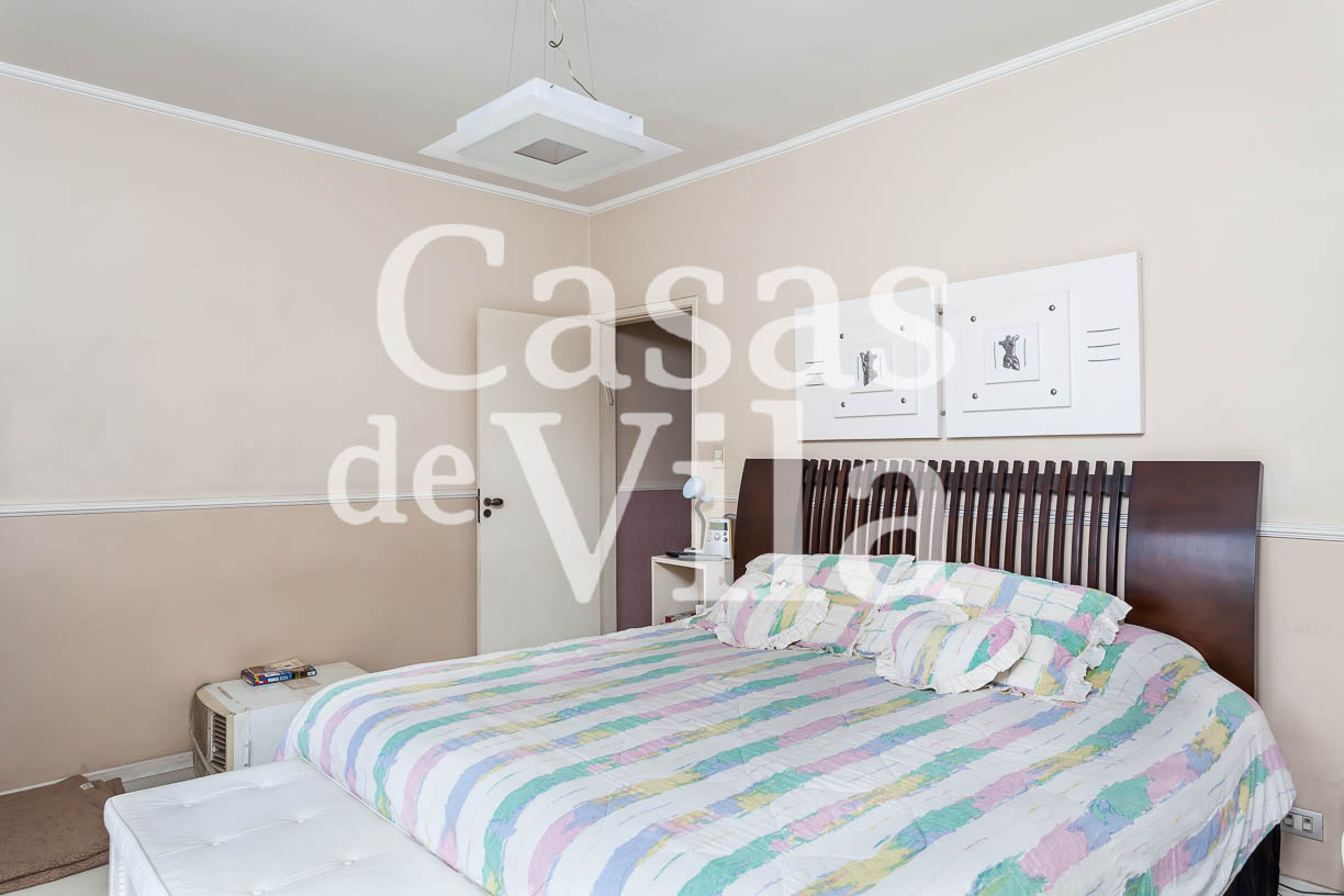 Uma casa de vila beeeeeemmmm confortável! - No Brooklin para venda!