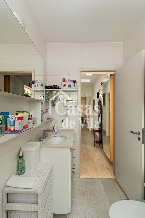 Uma graça de casa de vila para venda! - Na Vila Olímpia!