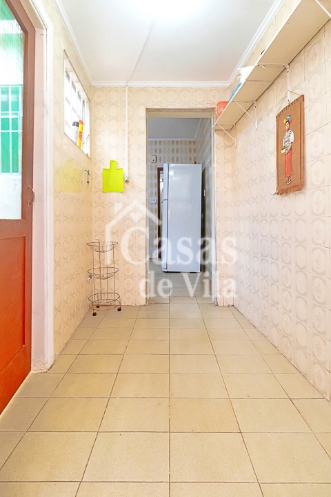 Casa de vila confortável para venda! - Na Chácara Santo Antônio!