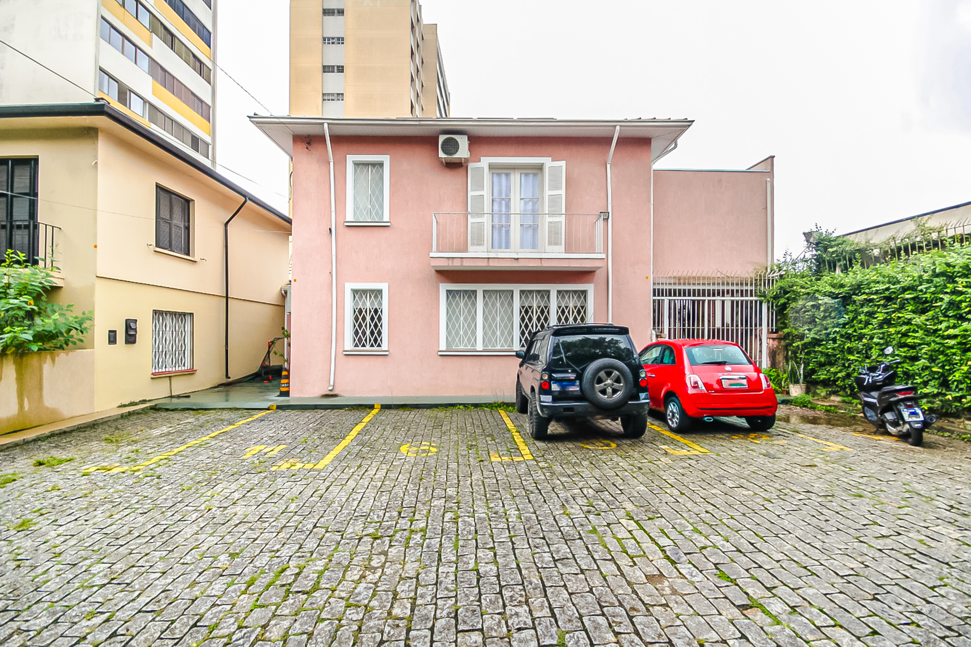 Ótima casa de vila reformada! - Para venda! Em Perdizes!