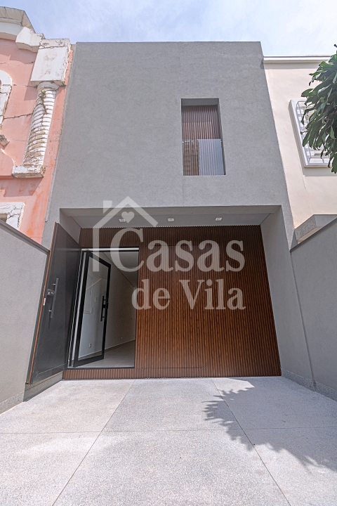 Casa de vila toda nova! - Para venda na Pompéia!