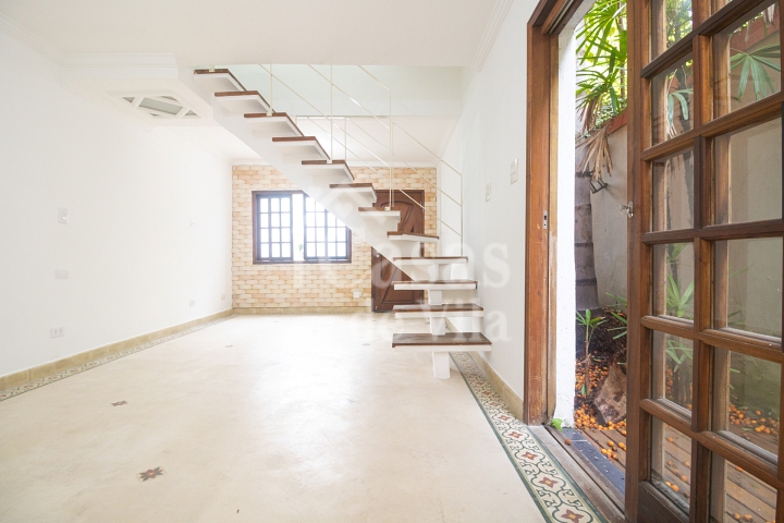 Casa de vila para venda! Um charme! - Na Vila Mariana!