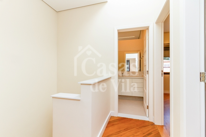 Casa de vila linda e toda nova para locação! - No Jardim Paulista! 