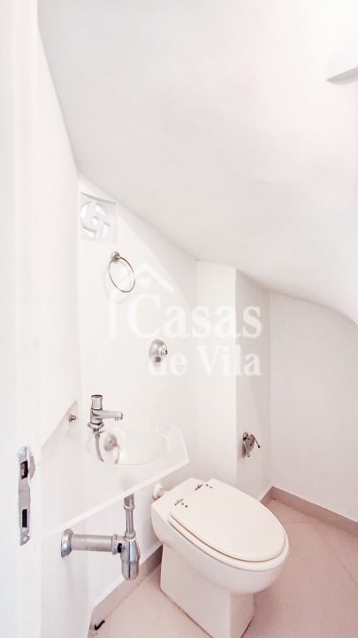 Casa de vila para locação! - Ótima localização! Na Vila Olímpia!