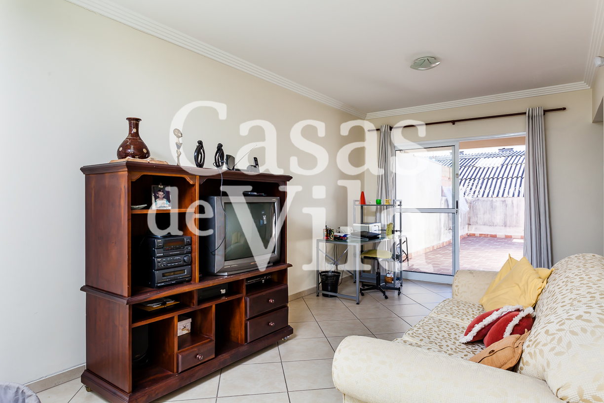 Casa de Vila para venda! - No Jardim Previdência!