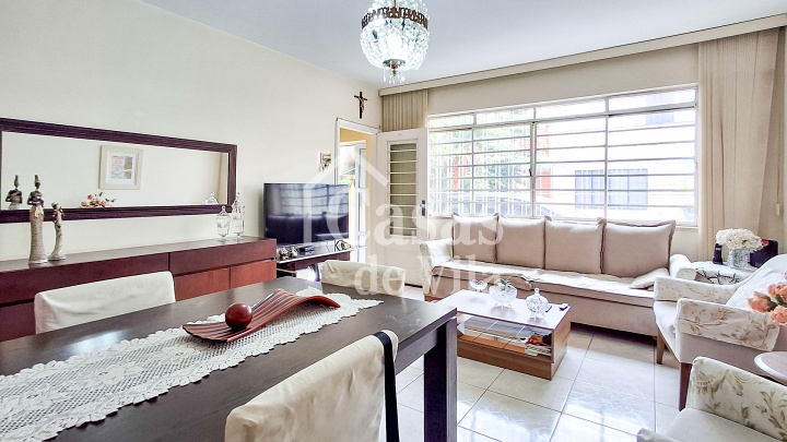 Casa de vila para venda com bom espaço! - Na Chácara Santo Antonio | Santo Amaro!