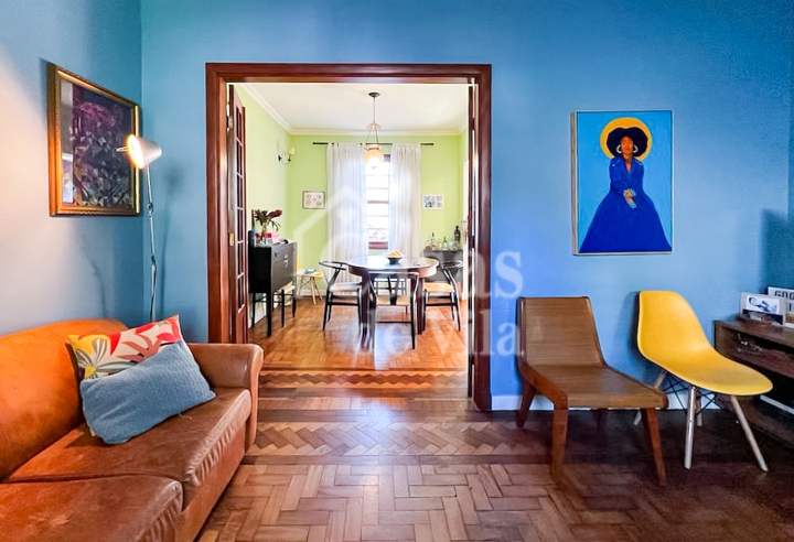 Bela casa de vila para venda! - Numa vila sensacional no Paraíso!