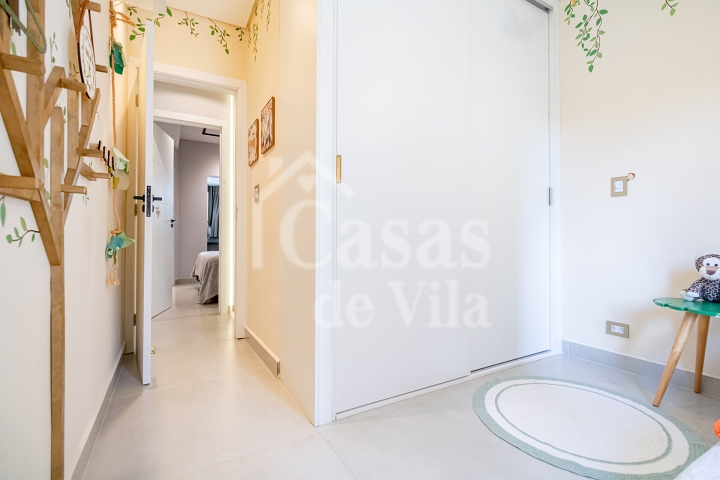 Linda casa de vila reformada para venda! - Em Perdizes!