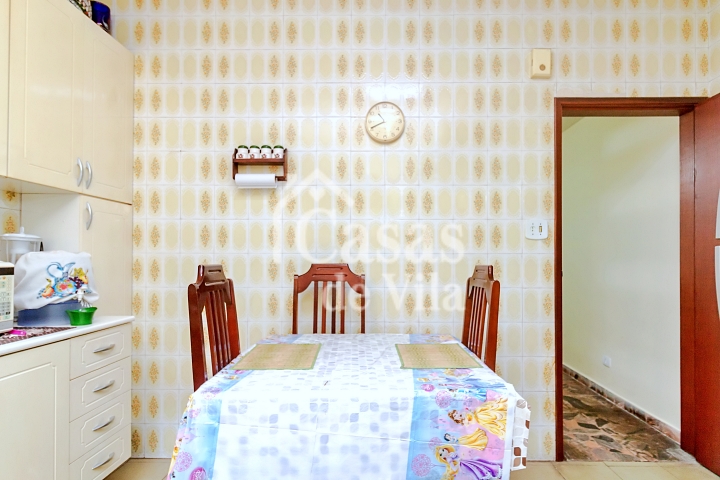 Casa de vila confortável para venda! - Na Chácara Santo Antônio!