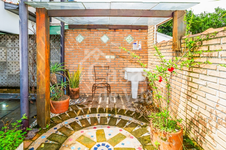 Casa de vila aconchegante para venda! - Na Vila Olímpia!