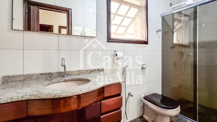 Casa de vila espaçosa para venda! - Na Vila Mariana!