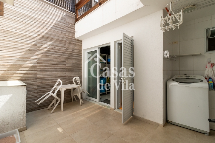 Uma graça de casa de vila para venda! - Na Vila Olímpia!