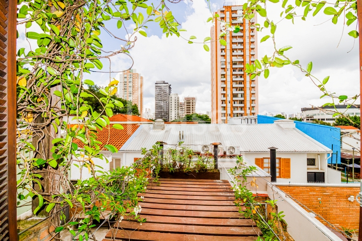 Casa de vila aconchegante para venda! - Na Vila Olímpia!