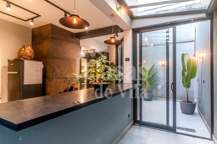 Linda casa de vila reformada para venda! - Em Perdizes!