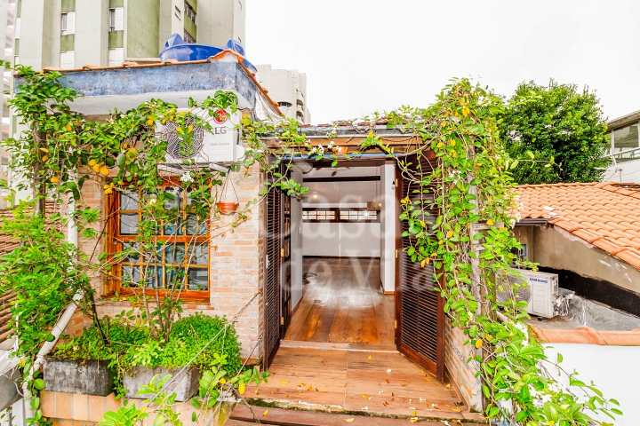 Casa de vila aconchegante para venda! - Na Vila Olímpia!