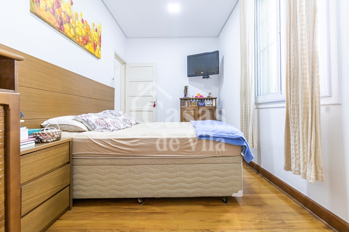 Casa de vila conservada para venda! - No Cambuci, próxima ao Parque da Aclimação!