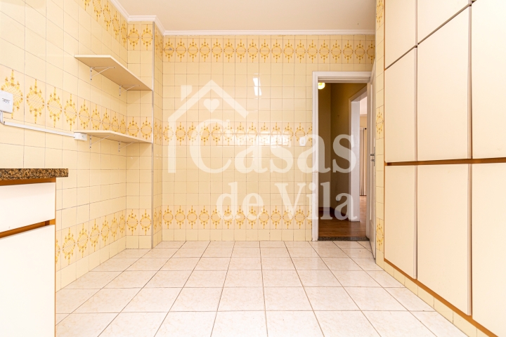 Espaçosa casa de vila para venda! - Em Perdizes!