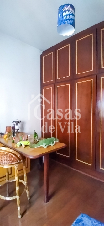 Casa de vila espaçosa! - Para venda ou locação! Em Perdizes! Ótima localização!