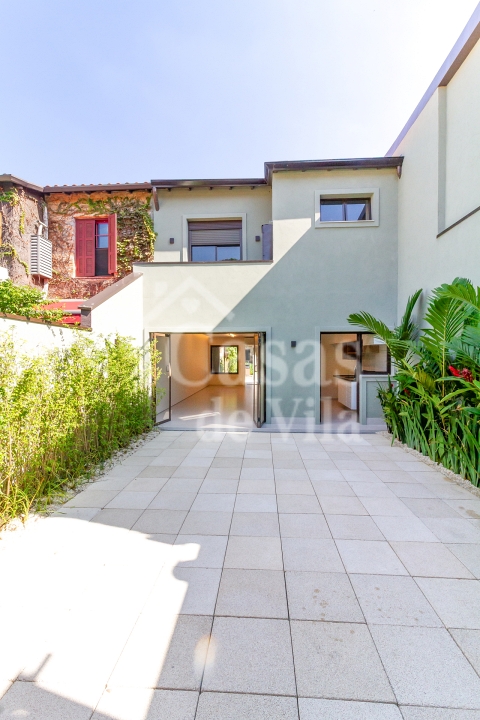 Casa de vila linda e toda nova para locação! - No Jardim Paulista! 