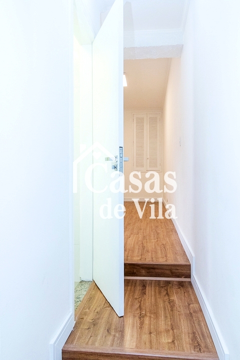 Casa de vila reformada para venda! - Excelente localização! Em Moema!