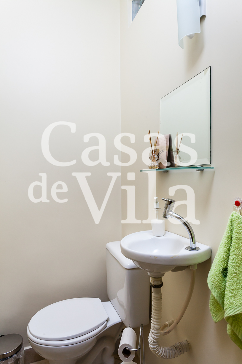 Casa de Vila para venda! - No Jardim Previdência!