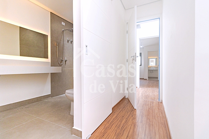Casa de vila toda nova! - Para venda na Pompéia!