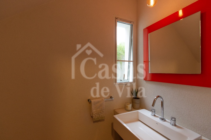 Linda casa de vila para venda! No Brooklin! - Muito agradável e pra lá de diferenciada!