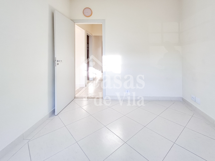 Casa de vila térrea para locação comercial! - Chácara Flora! Excelente localização!