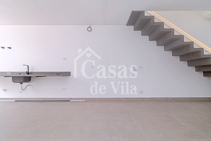Casa de vila toda nova! - Para venda na Pompéia!