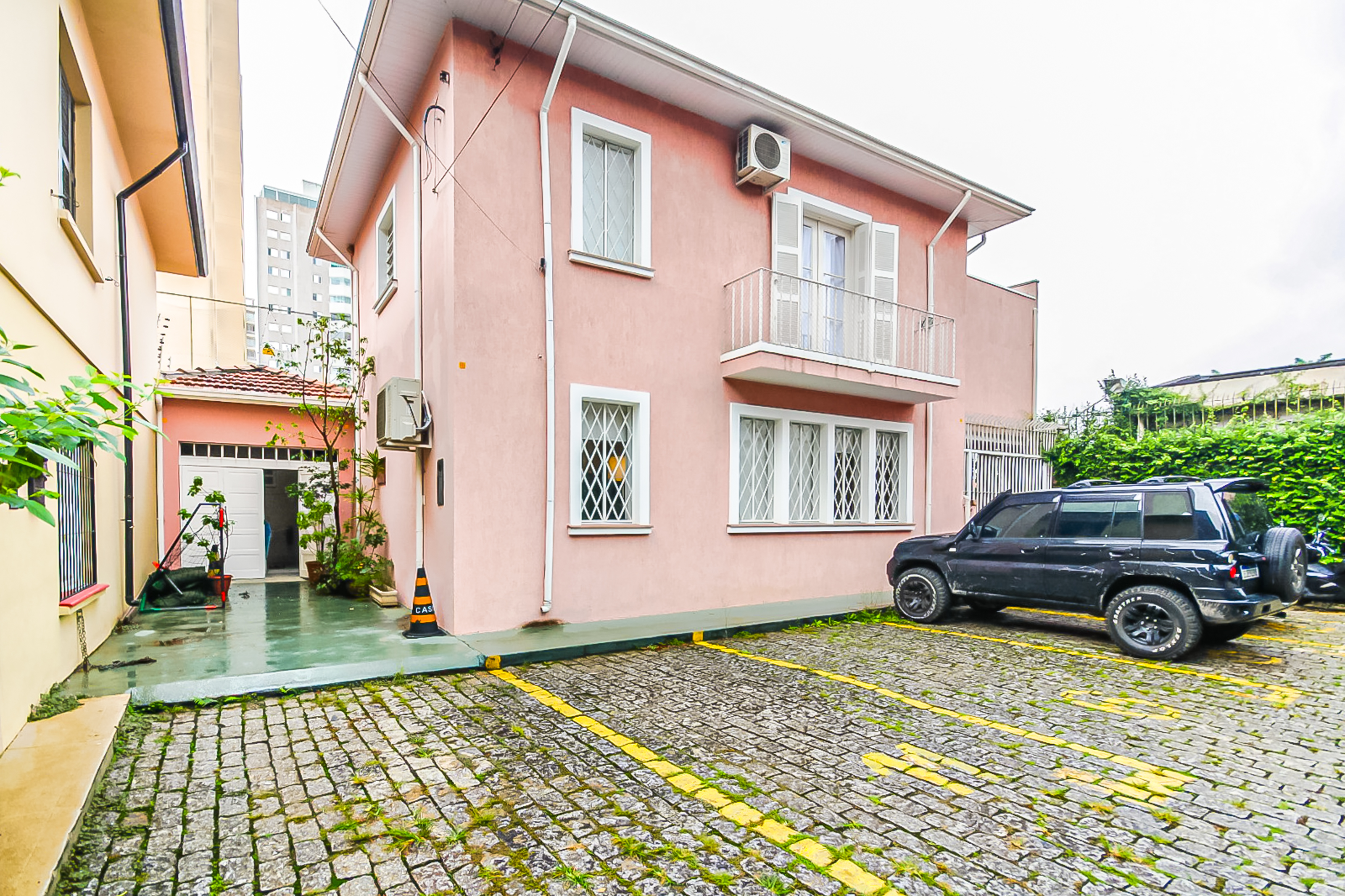 Ótima casa de vila reformada! - Para venda! Em Perdizes!