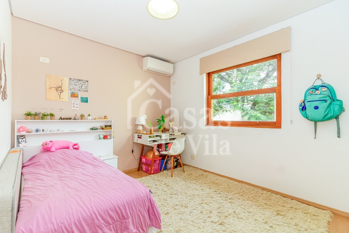 Bela casa de vila para locação! - No Paraíso!