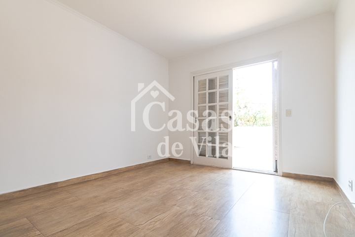 Casa de vila reformada para compra! - No Jardim Hípico!