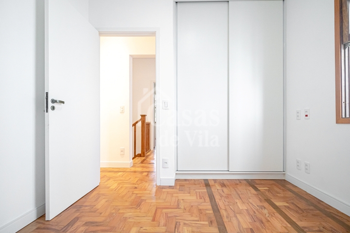 Toda reformada! Para venda ou locação! - Um sonho de casa de vila na Bela Vista!