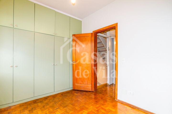 Casa de vila aconchegante para venda! - Na Vila Olímpia!