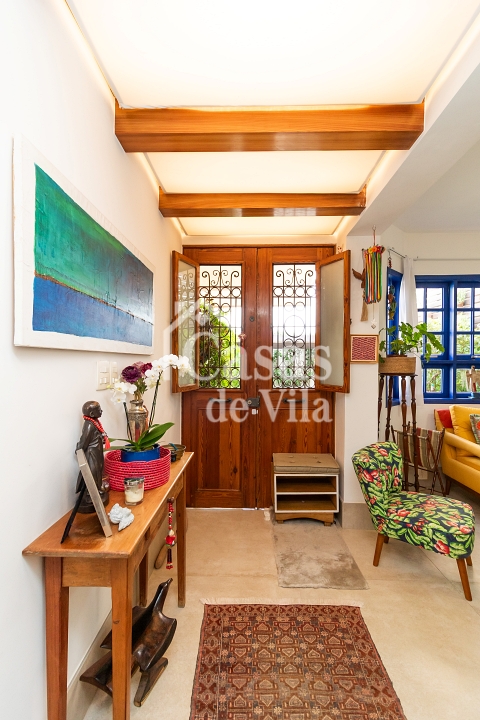 Uma graça de casa de vila para venda! - Na Vila Olímpia!